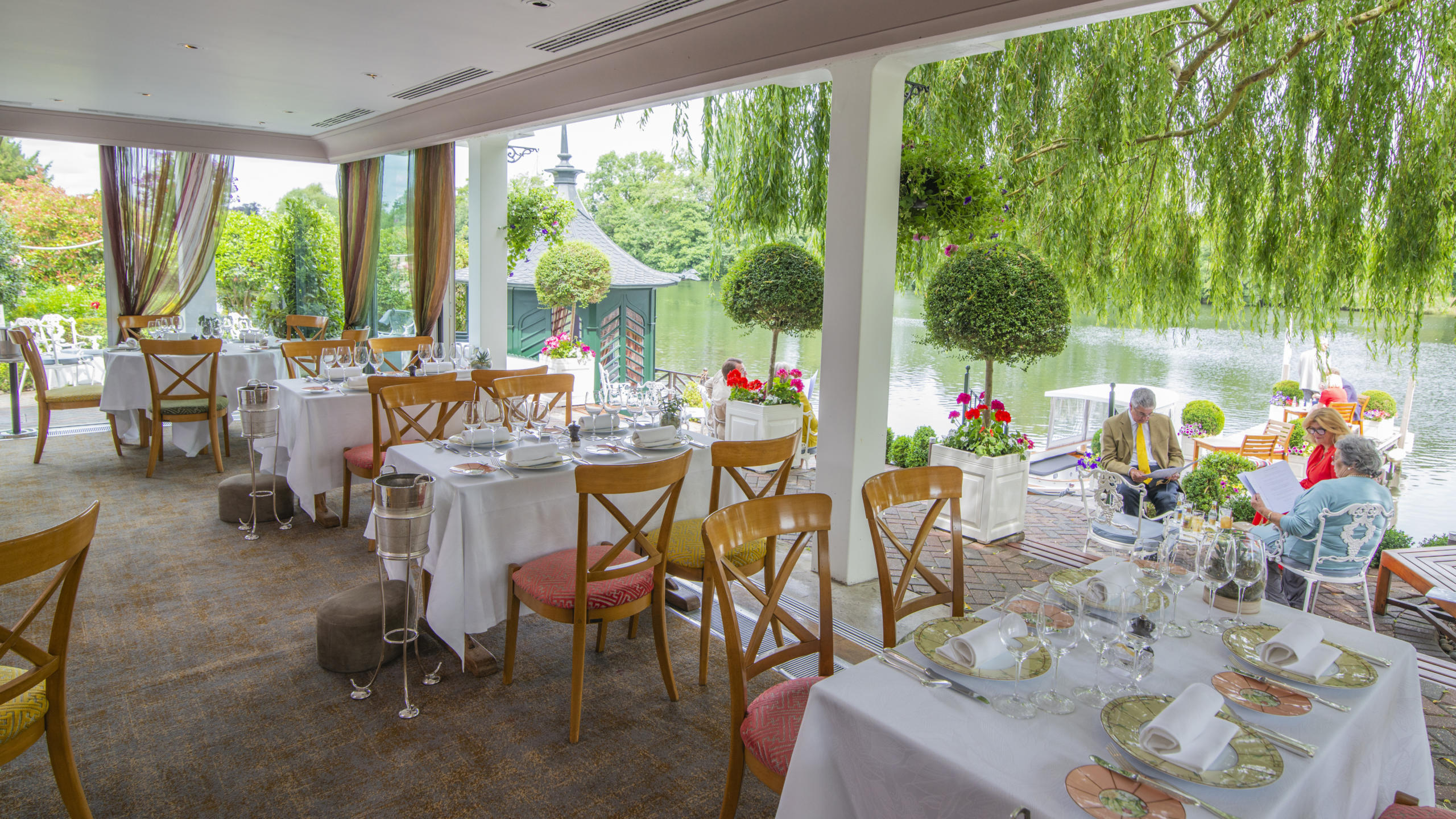 gallery-the-waterside-inn