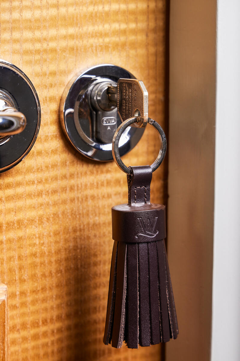 Waterside Inn Key Ring - Image 3