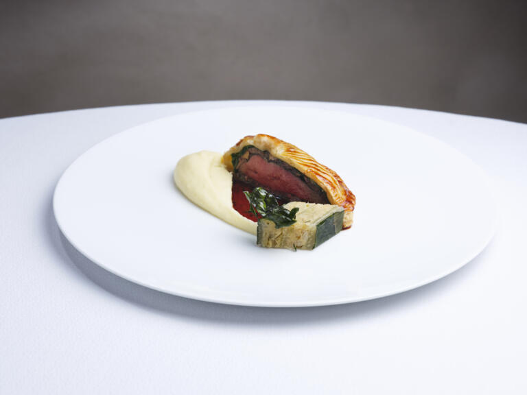 TWI_Troisgros_Pigeon en Feuilletage